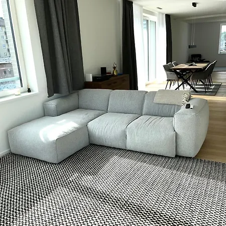 Lakefront Lux Modern Living * Zürich
